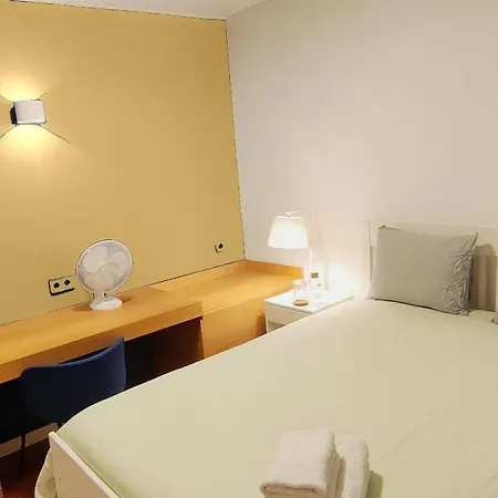 Shared In Bairro Alto - Chiado Лиссабон