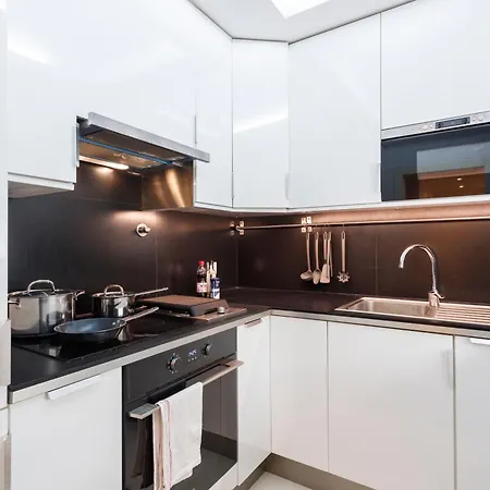 Shared In Bairro Alto - Chiado * Lissabon