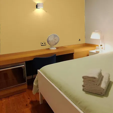 Shared In Bairro Alto - Chiado Accommodatie bij particulieren Lissabon