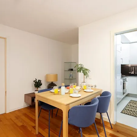 Shared In Bairro Alto - Chiado Lisboa